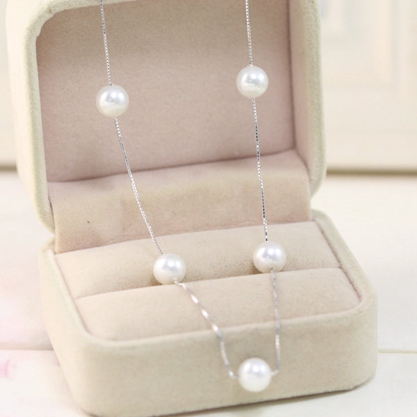 Floating Pearl Necklace