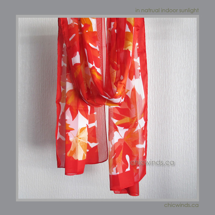 Maple leaf scarf ( Red )