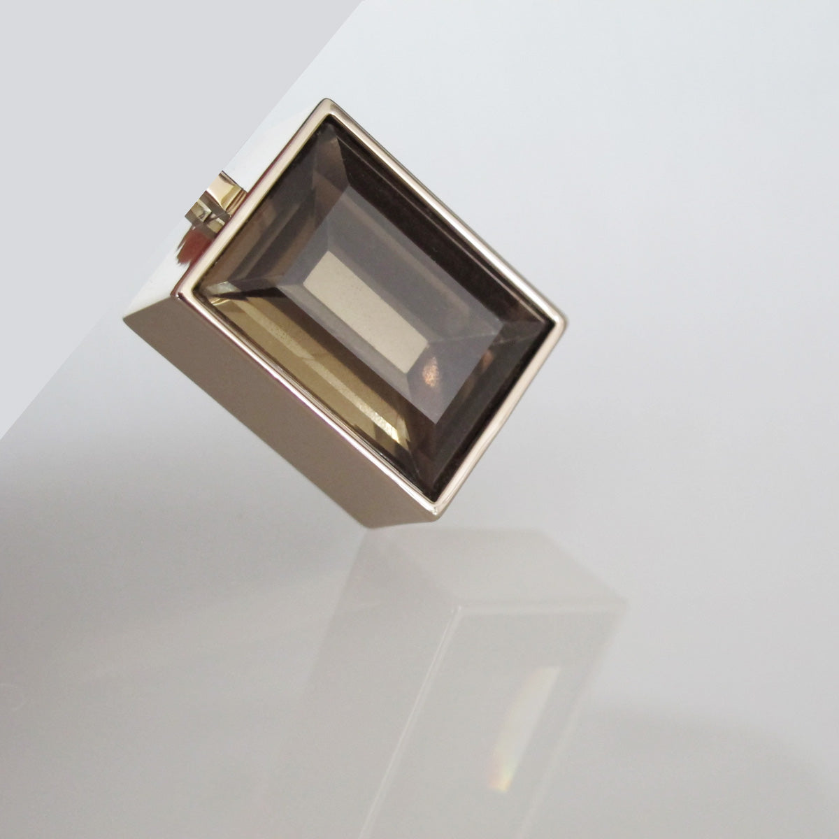 Architecture Inspired Cuboid Long Necklace (gold)