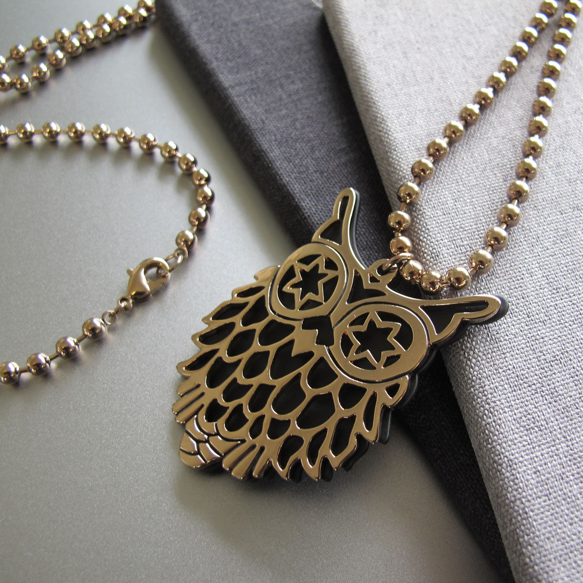 Cutout owl pendant long neckace