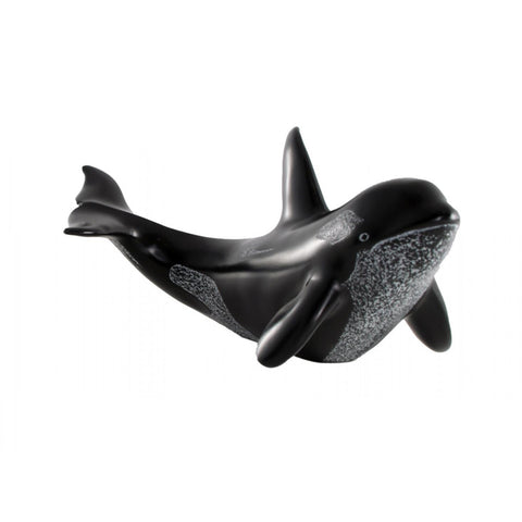 Orca Sculpture – Spirit of Family and Unity