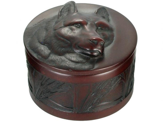 Wolf Box – Quiet Strength, Timeless Craft