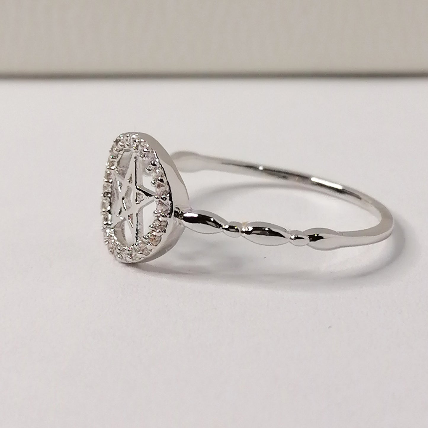 Sparkling Star Cubic Zirconia Ring