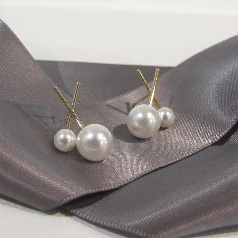 Amelia Pearl Earrings