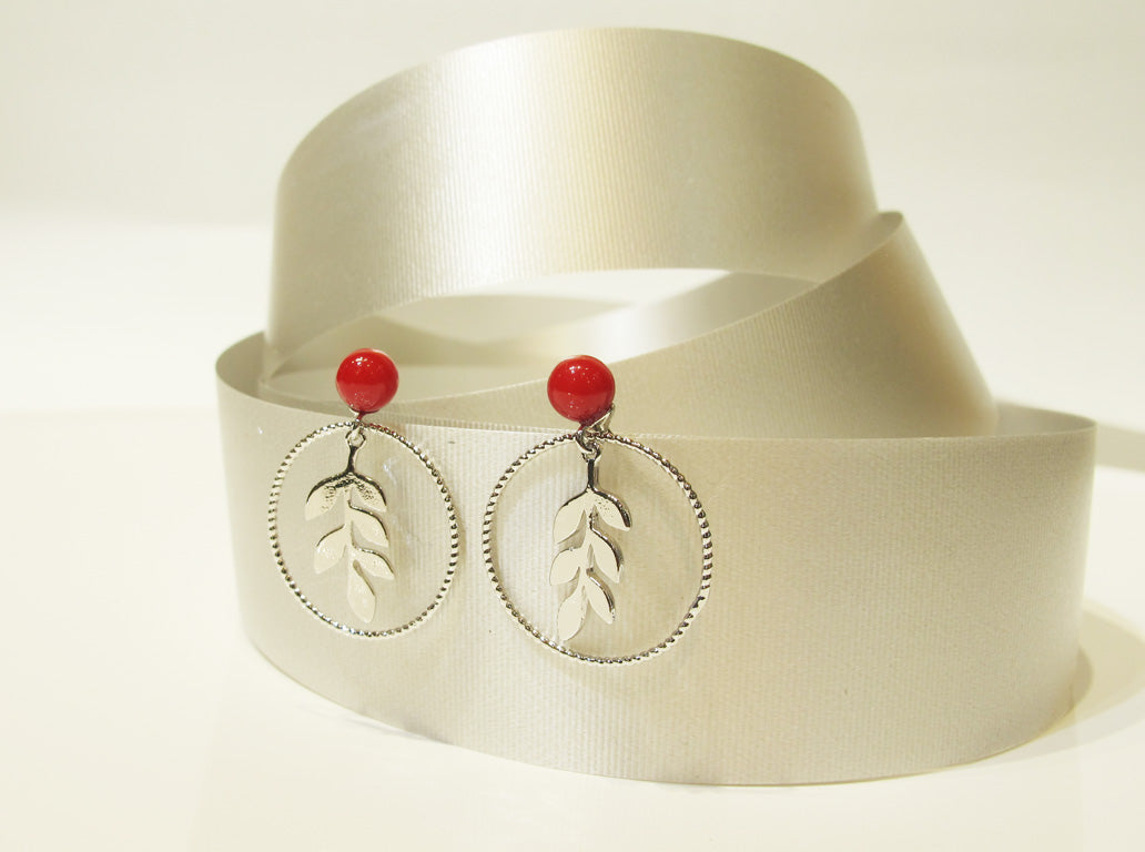 Leaf in Circle Stud Drop Earrings