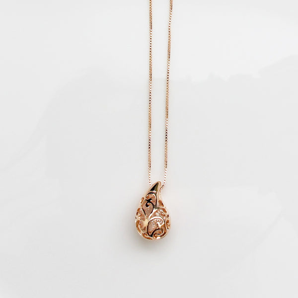 Exquisite drop necklace